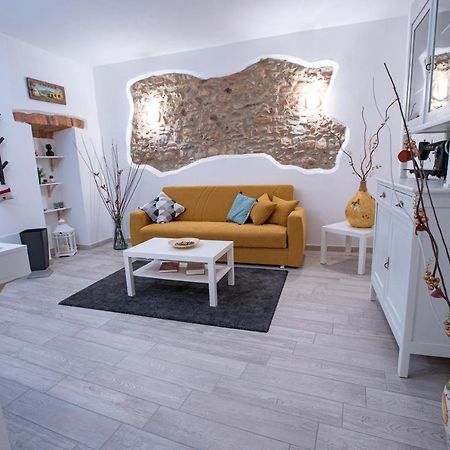 Le Logge Casa Vacanze Montepescali Buitenkant foto