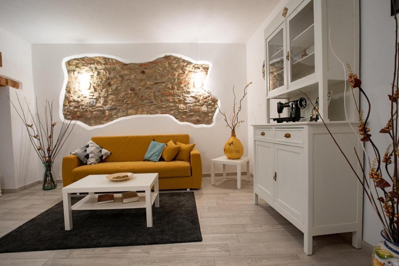 Le Logge Casa Vacanze Montepescali Buitenkant foto