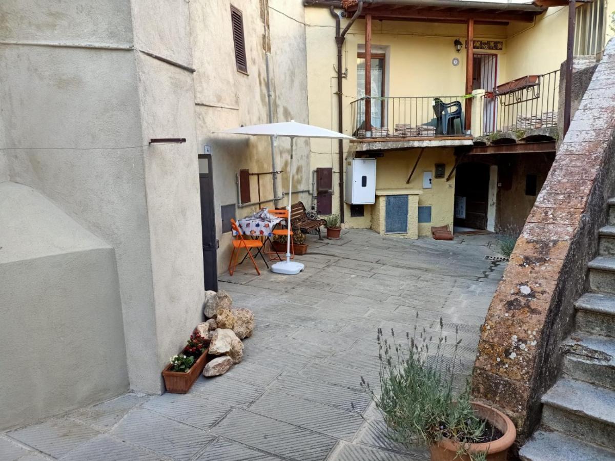 Le Logge Casa Vacanze Montepescali Buitenkant foto