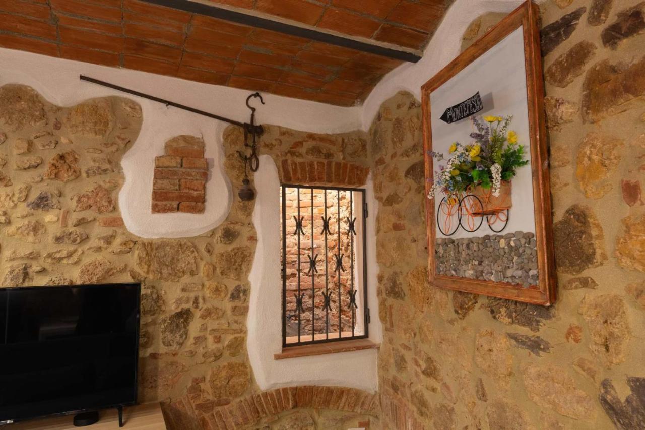 Le Logge Casa Vacanze Montepescali Buitenkant foto