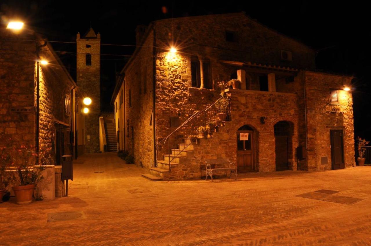 Le Logge Casa Vacanze Montepescali Buitenkant foto
