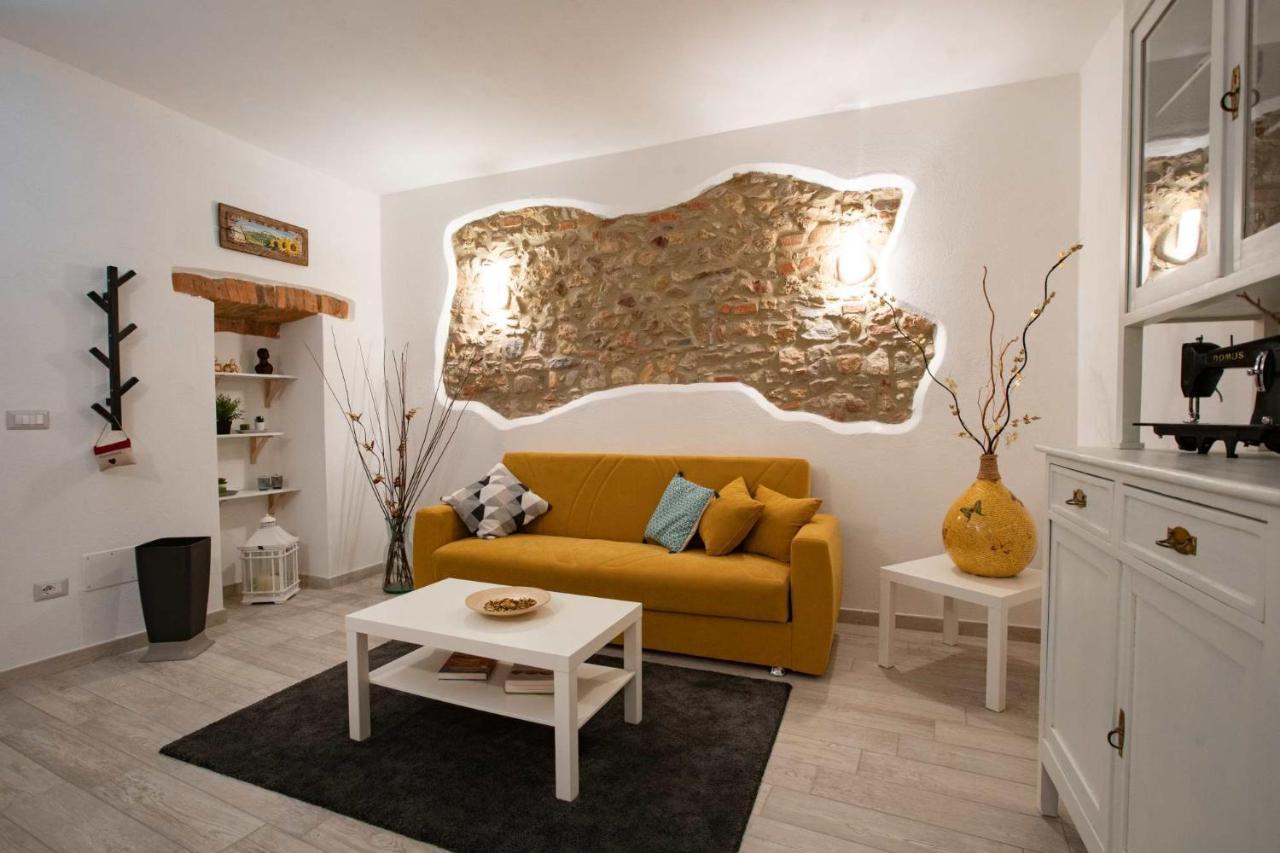 Le Logge Casa Vacanze Montepescali Buitenkant foto