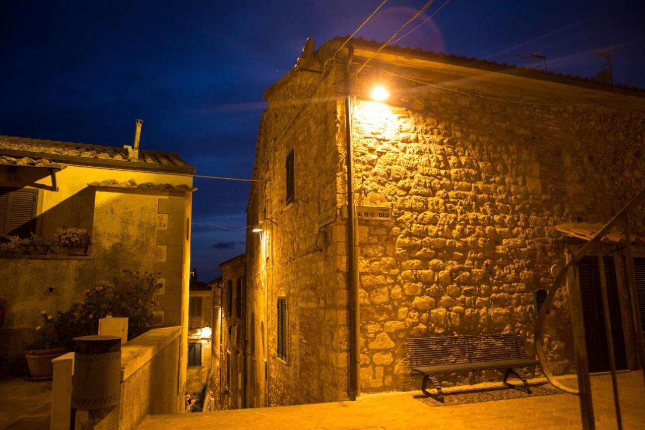 Le Logge Casa Vacanze Montepescali Buitenkant foto